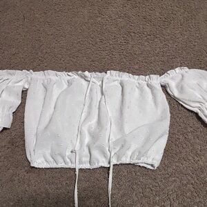 SHEIN White Ruffled Top